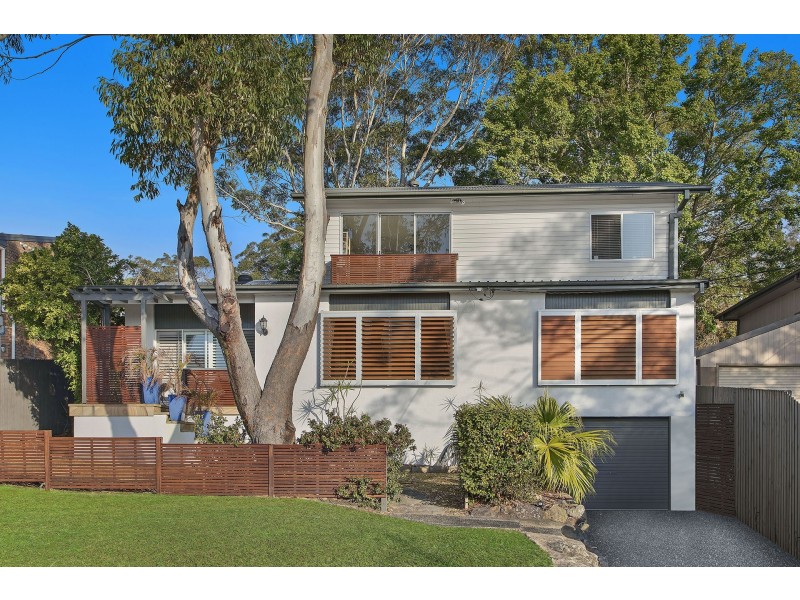 13 Toongara Ave, Bateau Bay NSW 2261