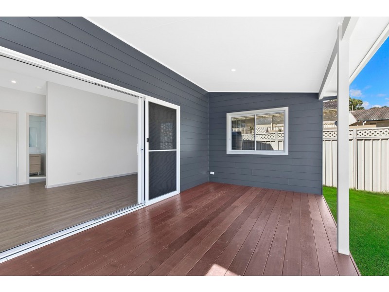 1/78 Lakedge Avenue, Berkeley Vale NSW 2261