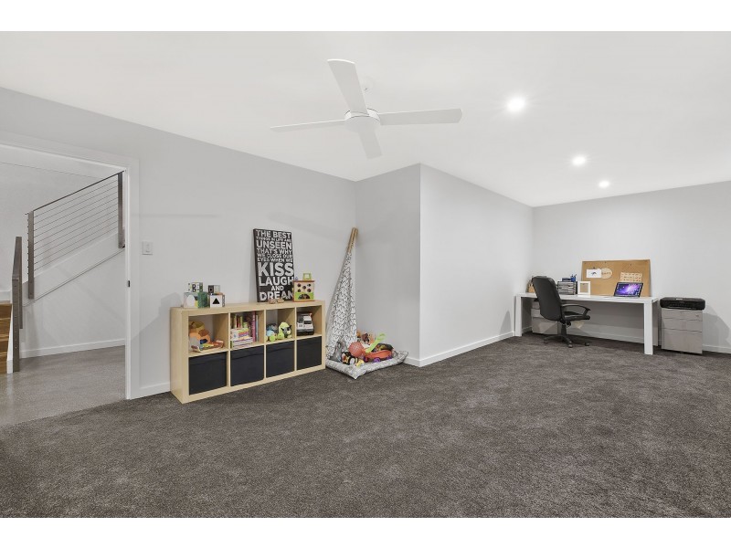 9 Poplars Avenue, Bateau Bay NSW 2261