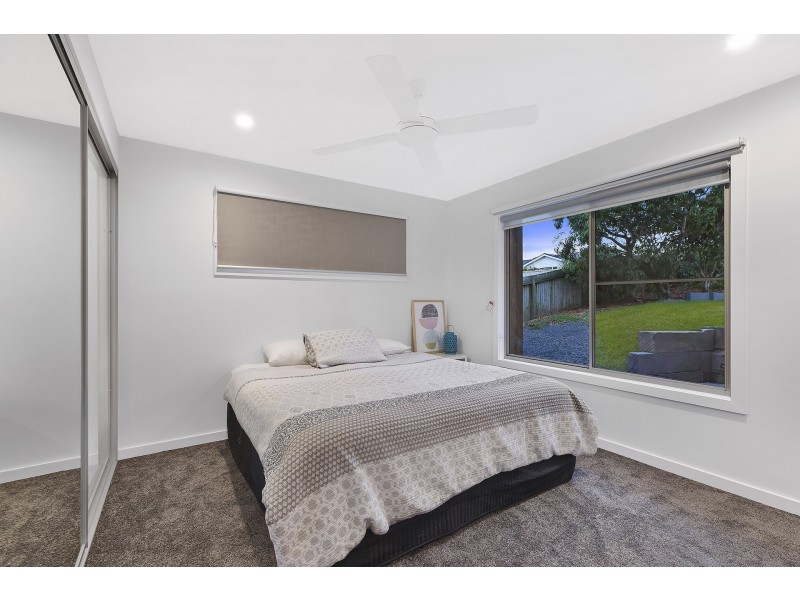9 Poplars Avenue, Bateau Bay NSW 2261