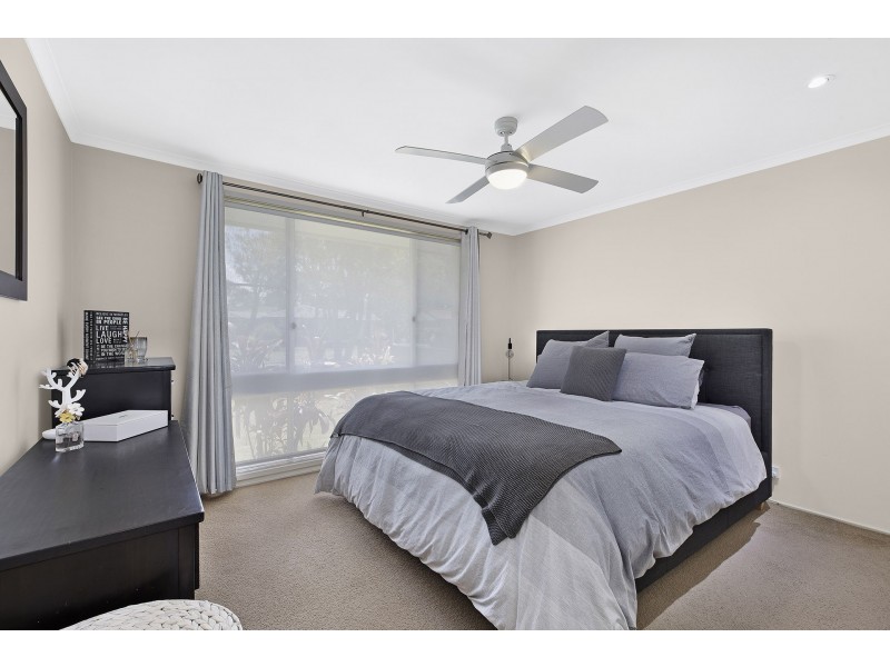 27 Sierra Avenue, Bateau Bay NSW 2261