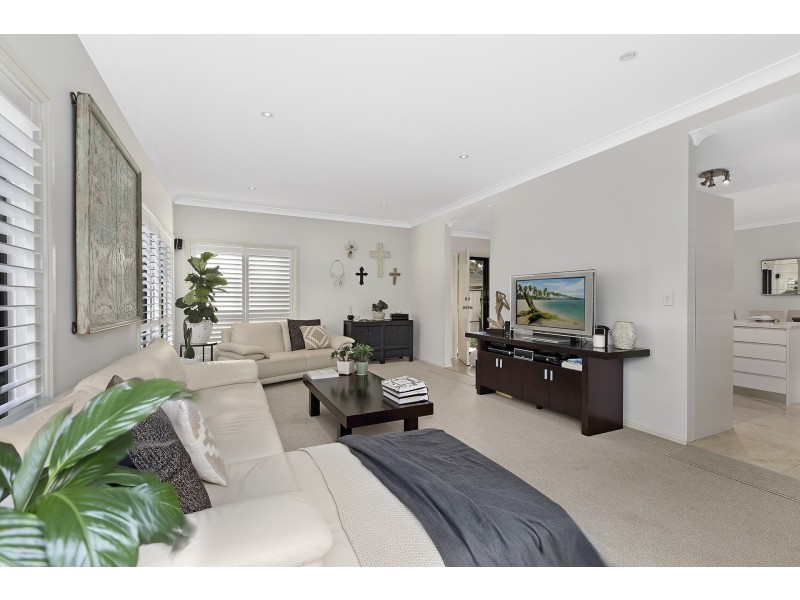 1/24 Poplars Avenue, Bateau Bay NSW 2261