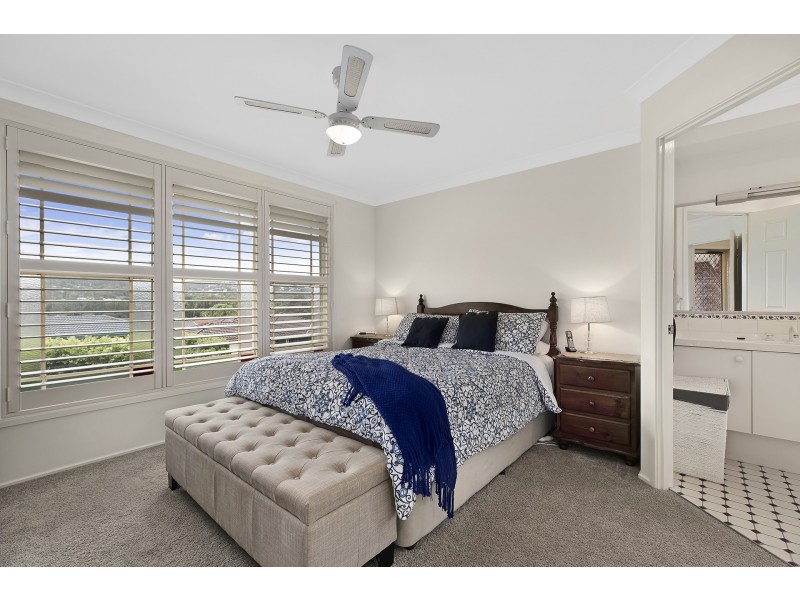 39 Morley Ave, Bateau Bay NSW 2261