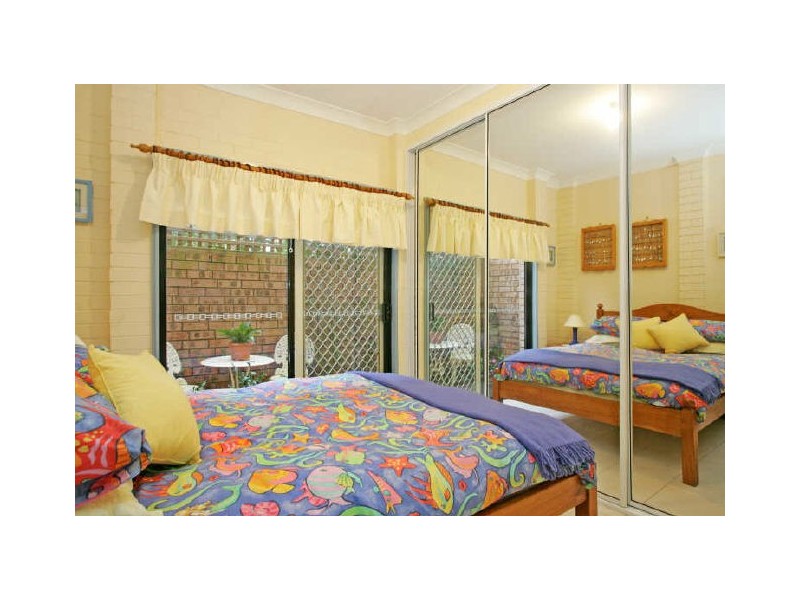 Bateau Bay NSW 2261