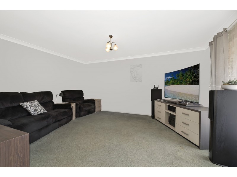 1 Sirius Avenue, Bateau Bay NSW 2261