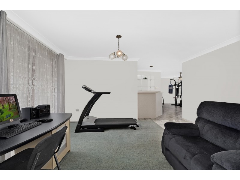 1 Sirius Avenue, Bateau Bay NSW 2261