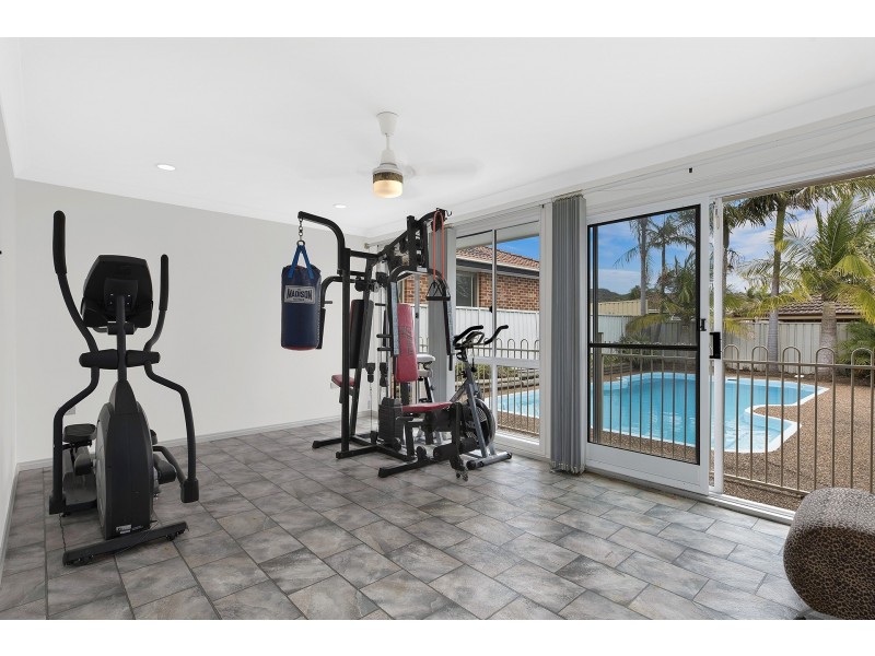 1 Sirius Avenue, Bateau Bay NSW 2261