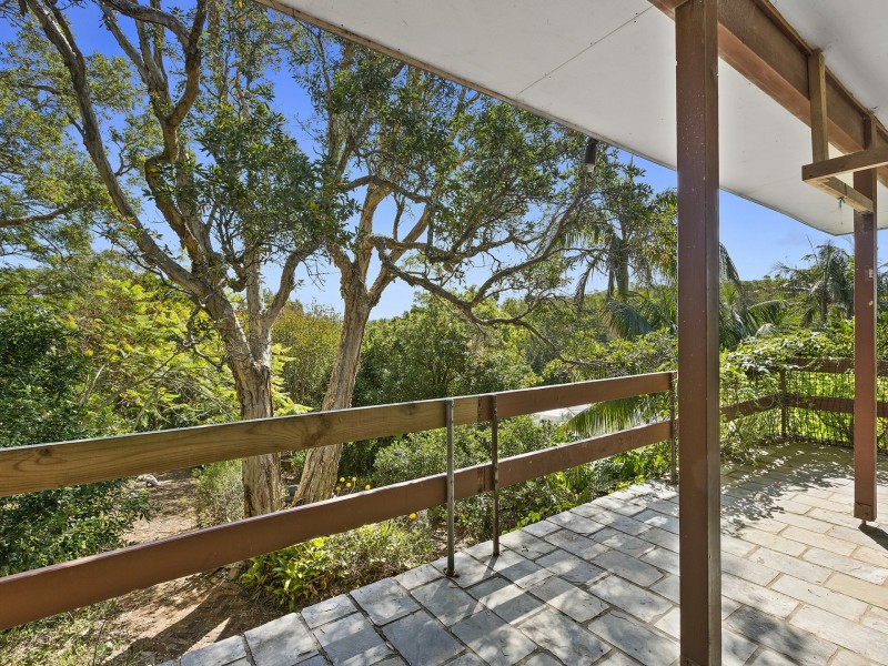 18 Lavinia Street, Forresters Beach NSW 2260