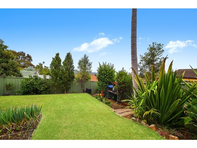 7 Berne Street, Bateau Bay NSW 2261