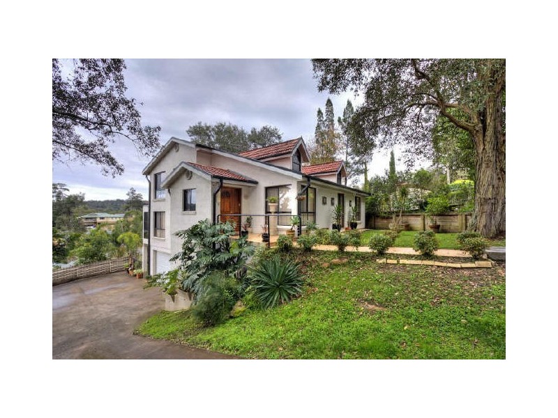 5 Dora Street, Lisarow NSW 2250