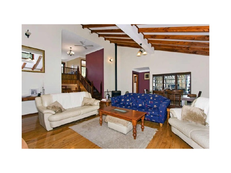 5 Dora Street, Lisarow NSW 2250