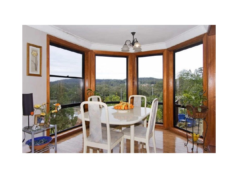 5 Dora Street, Lisarow NSW 2250