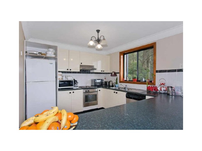 5 Dora Street, Lisarow NSW 2250