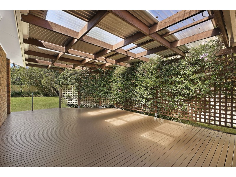 14 Highclere Avenue, Bateau Bay NSW 2261