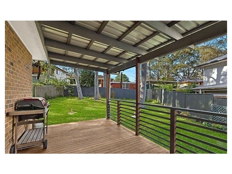 2 Monroe Place, Watanobbi NSW 2259