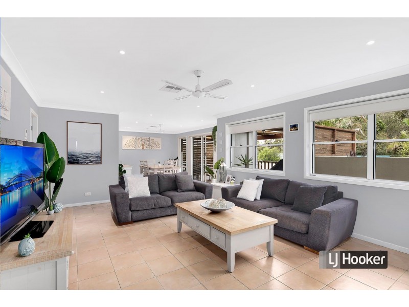 5 Whalans Road, Bateau Bay NSW 2261
