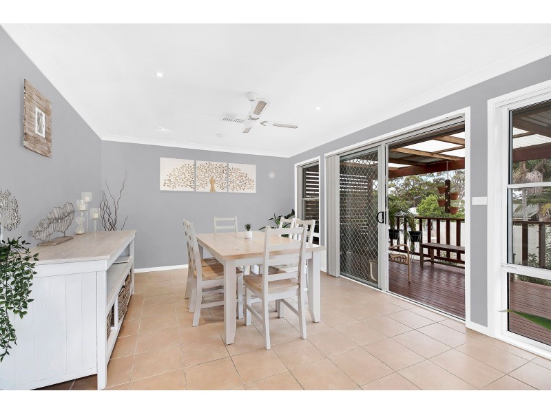 5 Whalans Road, Bateau Bay NSW 2261