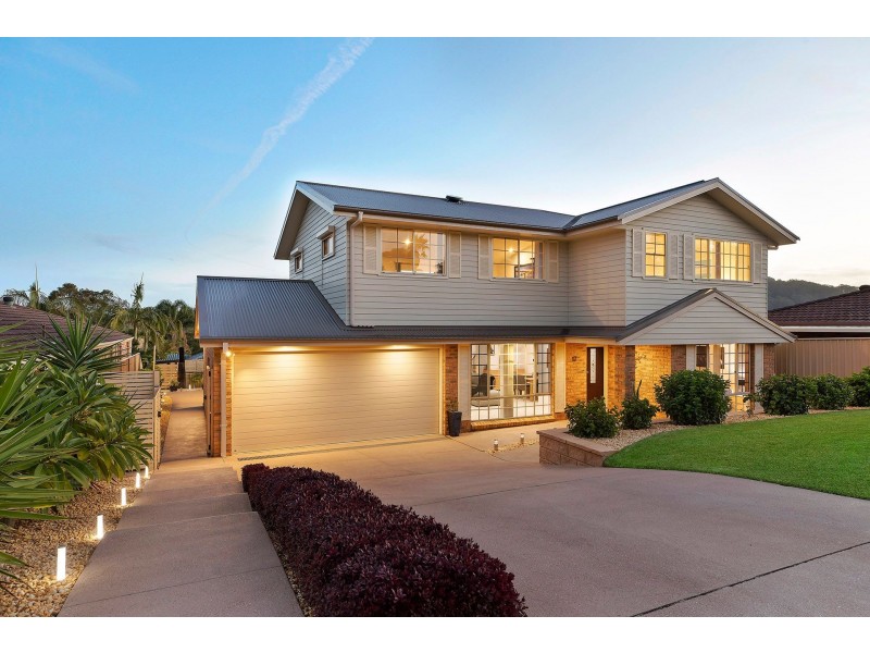 17 Bolton Street, Bateau Bay NSW 2261