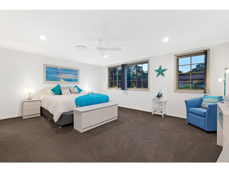 17 Bolton Street, Bateau Bay NSW 2261