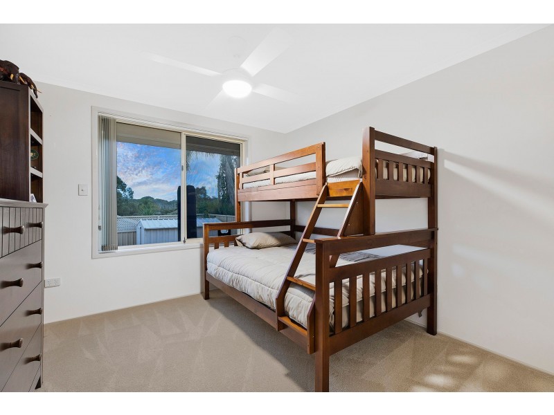 17 Bolton Street, Bateau Bay NSW 2261
