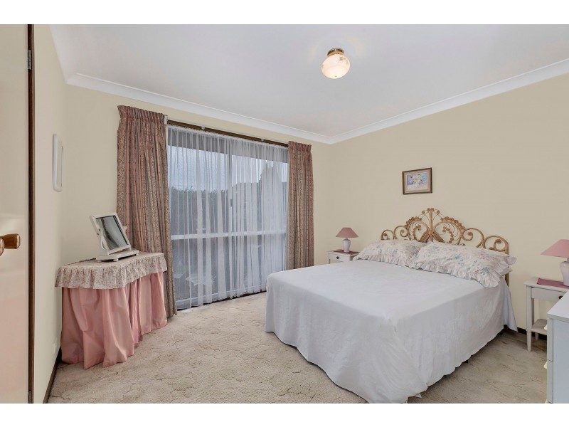4 Kaystone Close, Bateau Bay NSW 2261