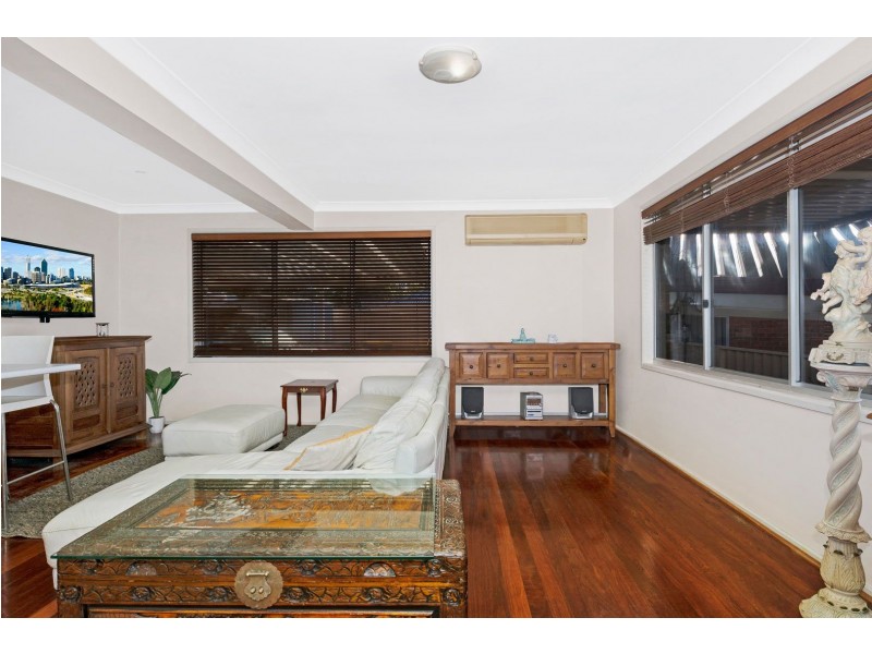 9 Banks Close, Bateau Bay NSW 2261