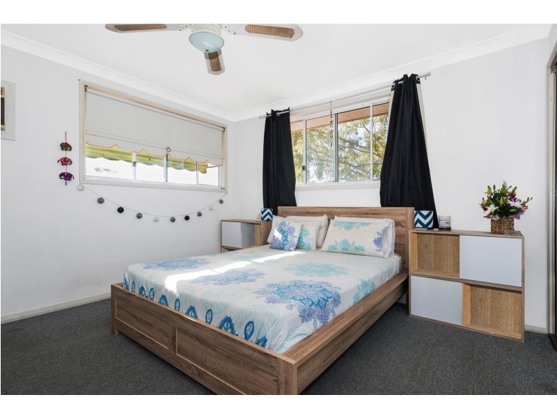 9 Banks Close, Bateau Bay NSW 2261