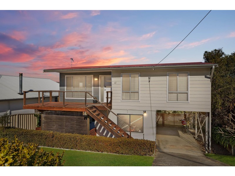41 Valley View Road, Bateau Bay NSW 2261
