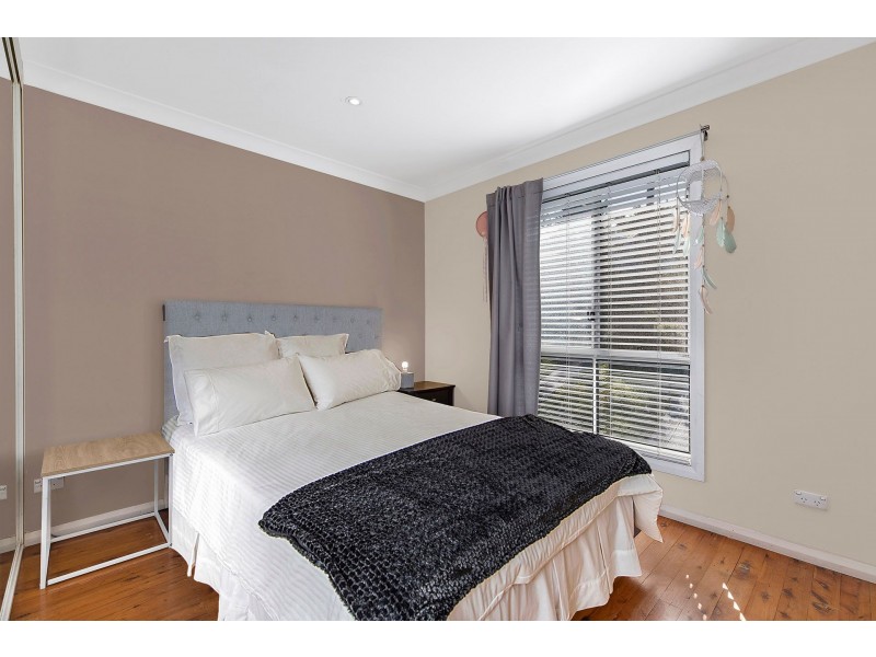 41 Valley View Road, Bateau Bay NSW 2261