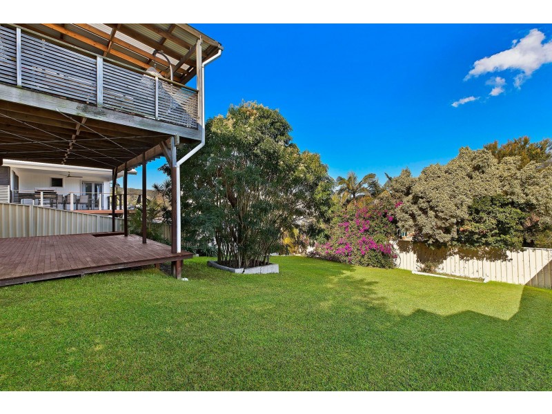 41 Valley View Road, Bateau Bay NSW 2261