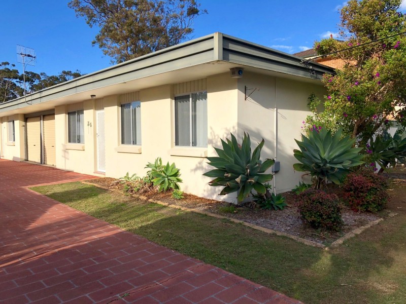 3 Pheasant Avenue, Bateau Bay NSW 2261