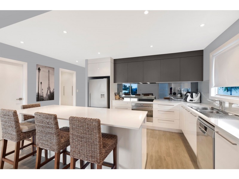 187 Bateau Bay Road, Bateau Bay NSW 2261