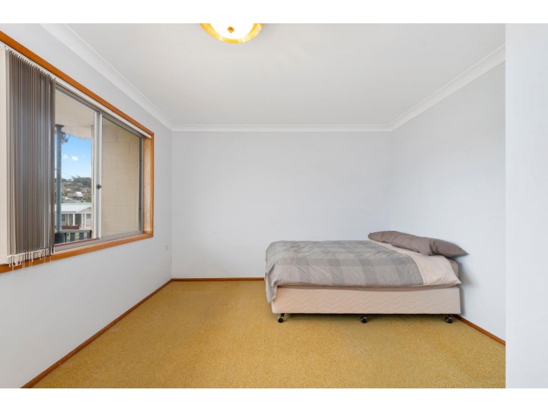 16 Elewa Ave, Bateau Bay NSW 2261