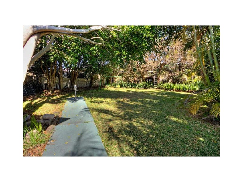 591 The Entrance Road, Bateau Bay NSW 2261