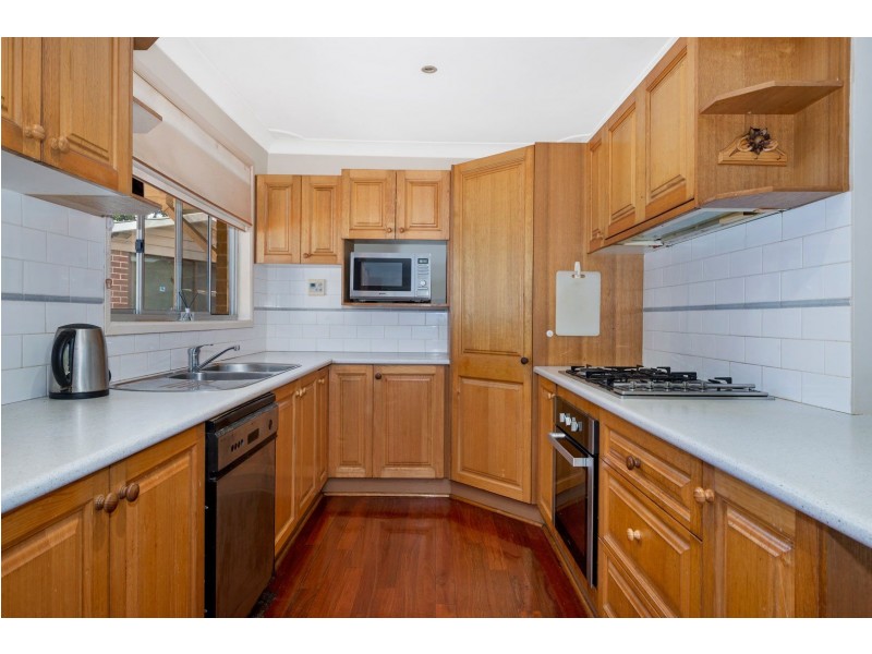 9 Banks Close, Bateau Bay NSW 2261