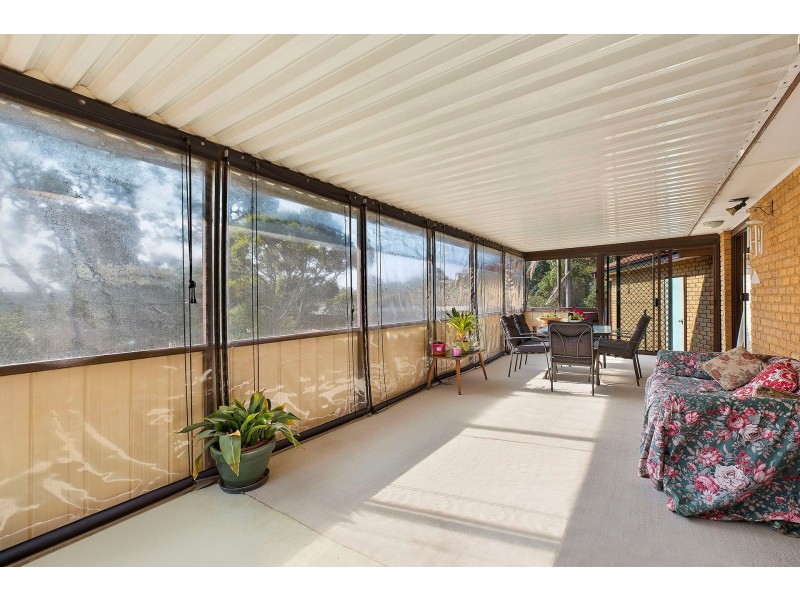 32 Premier Way, Bateau Bay NSW 2261