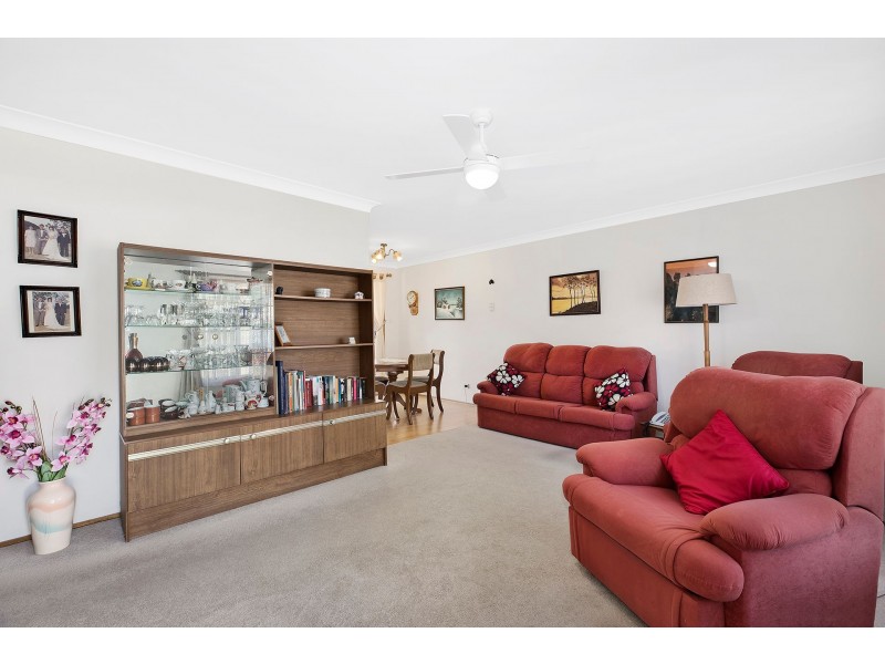 32 Premier Way, Bateau Bay NSW 2261