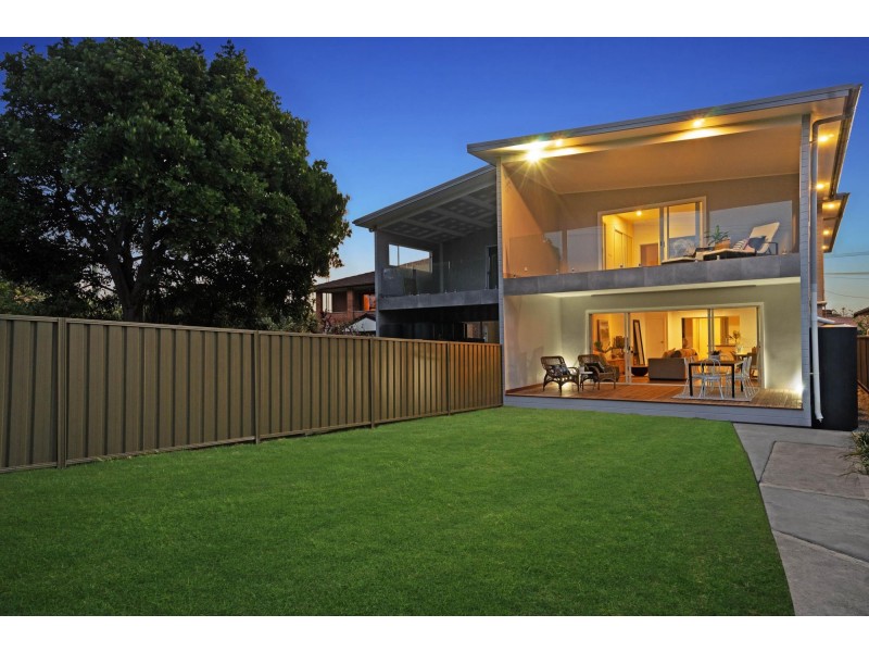 8 Grandview Street, Shelly Beach NSW 2261