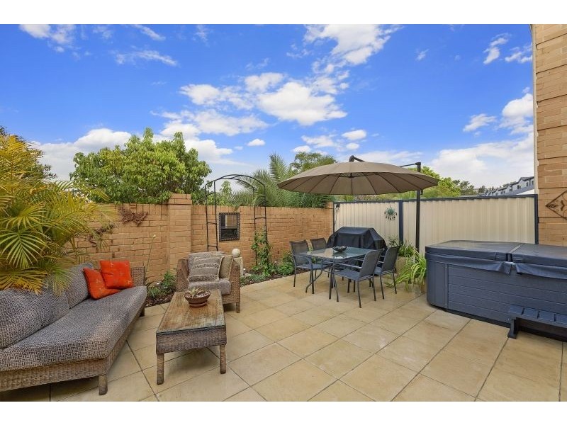 7/19 Aurora Place, Bateau Bay NSW 2261