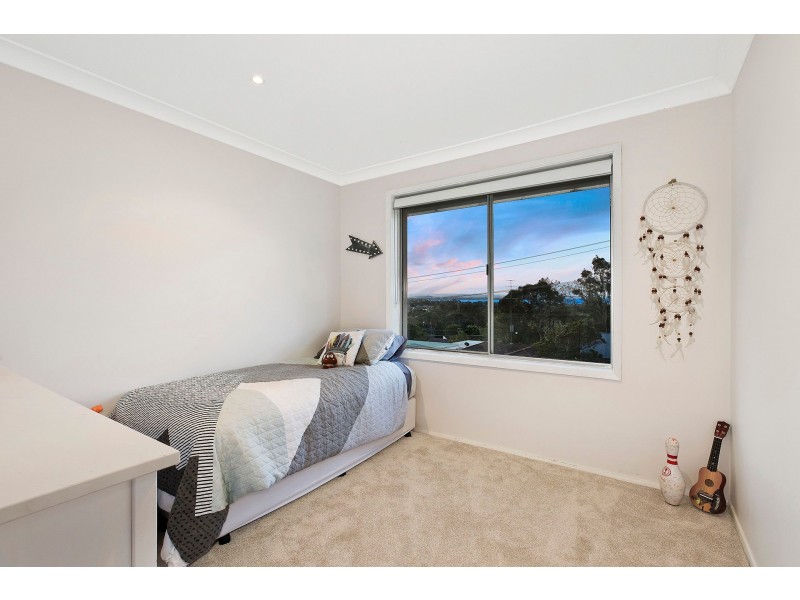 18 Mermaid Drive, Bateau Bay NSW 2261