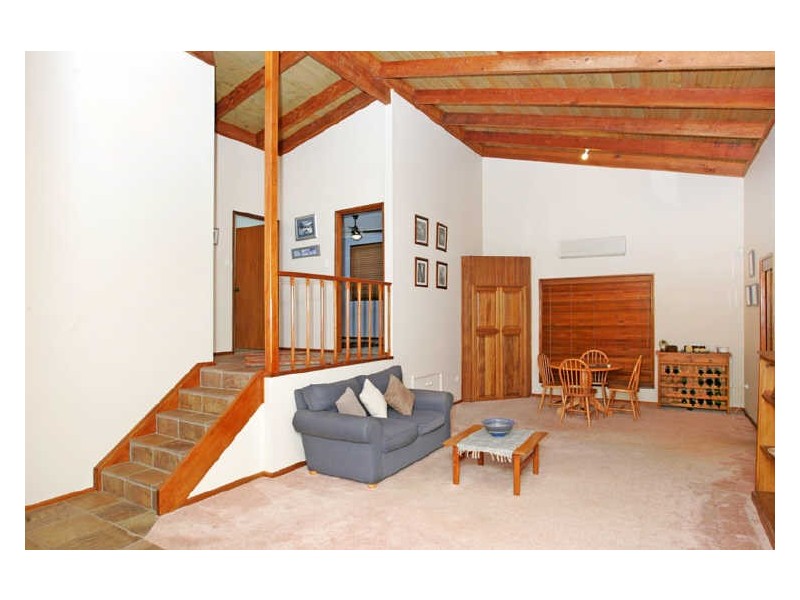 20 Northview Drive, Bateau Bay NSW 2261