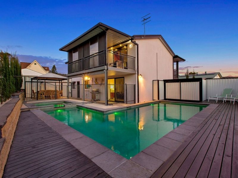 27 Marlowe Road, Bateau Bay NSW 2261