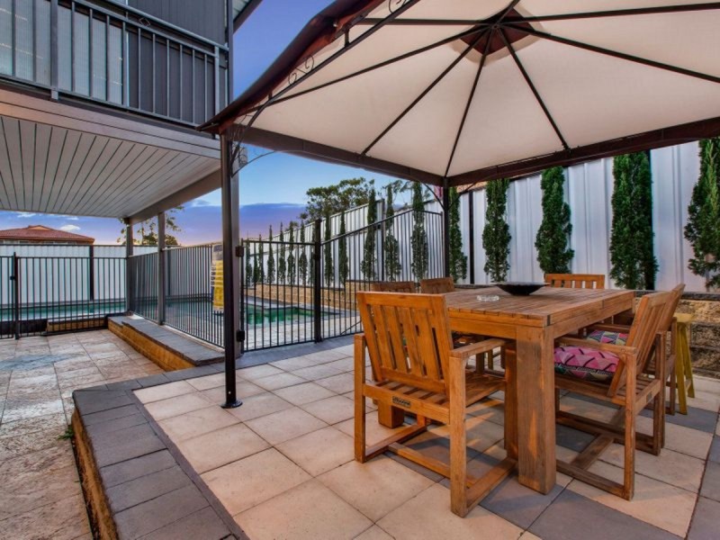 27 Marlowe Road, Bateau Bay NSW 2261