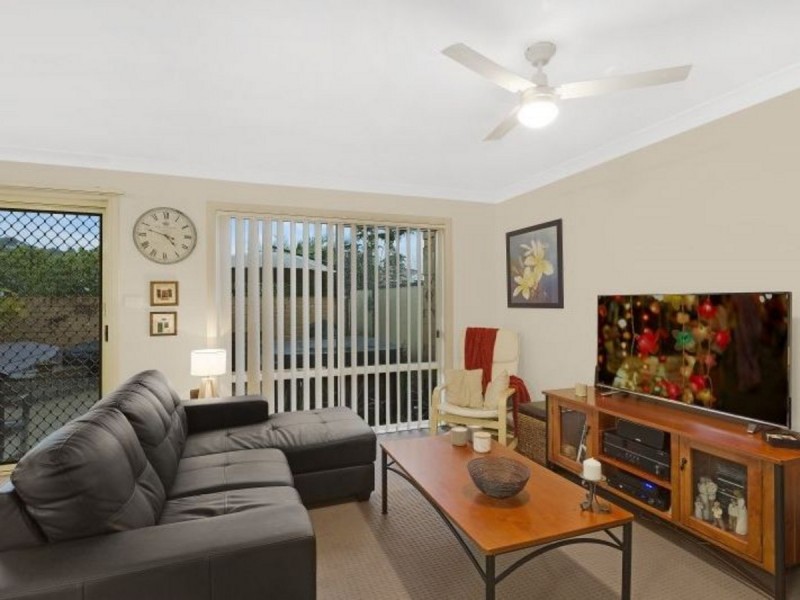7/19 Aurora Place, Bateau Bay NSW 2261