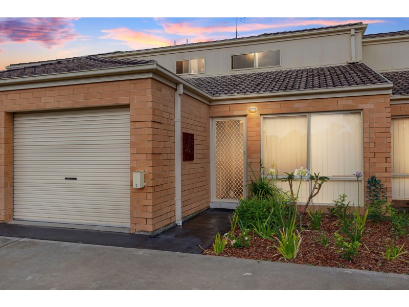 7/19 Aurora Place, Bateau Bay NSW 2261