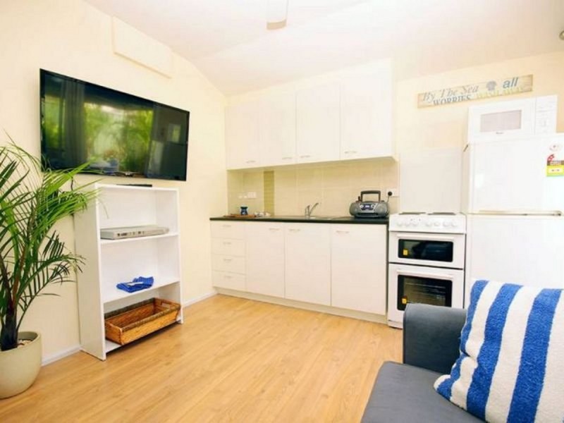 8A Denniss Road, The Entrance North NSW 2261