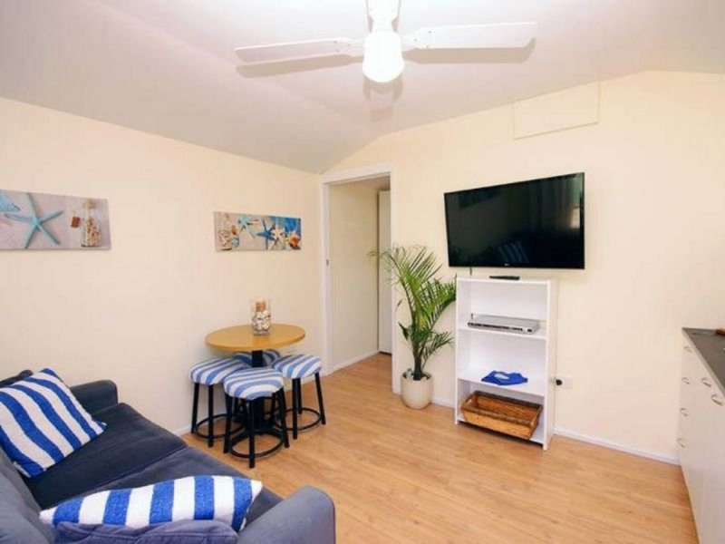 8A Denniss Road, The Entrance North NSW 2261