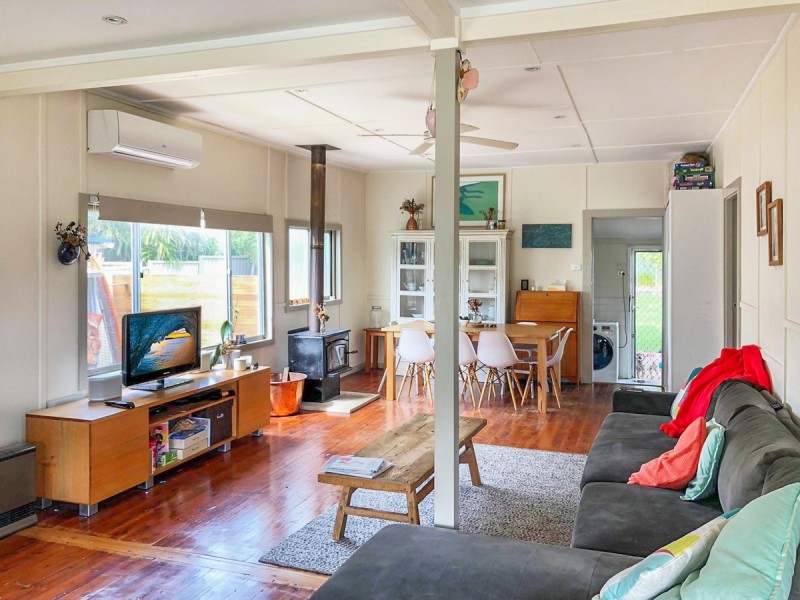 35 Papala Avenue, Bateau Bay NSW 2261