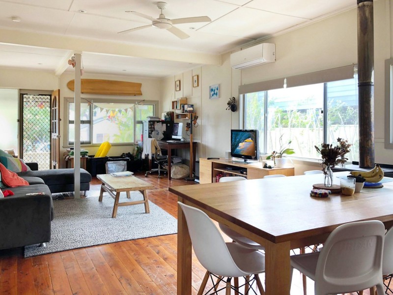 35 Papala Avenue, Bateau Bay NSW 2261