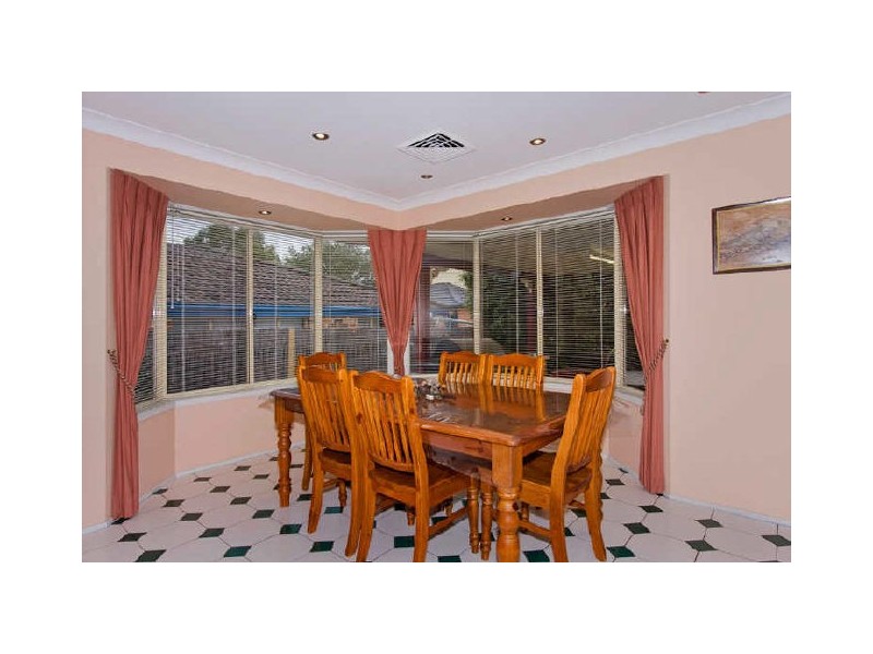 25 Dunning Ave, Bateau Bay NSW 2261